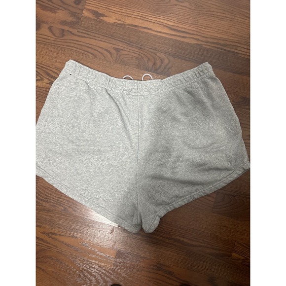 Nike Women's Gray Sweat Shorts 2X Gym Athletic Lounge Casual - Picture 4 of 9